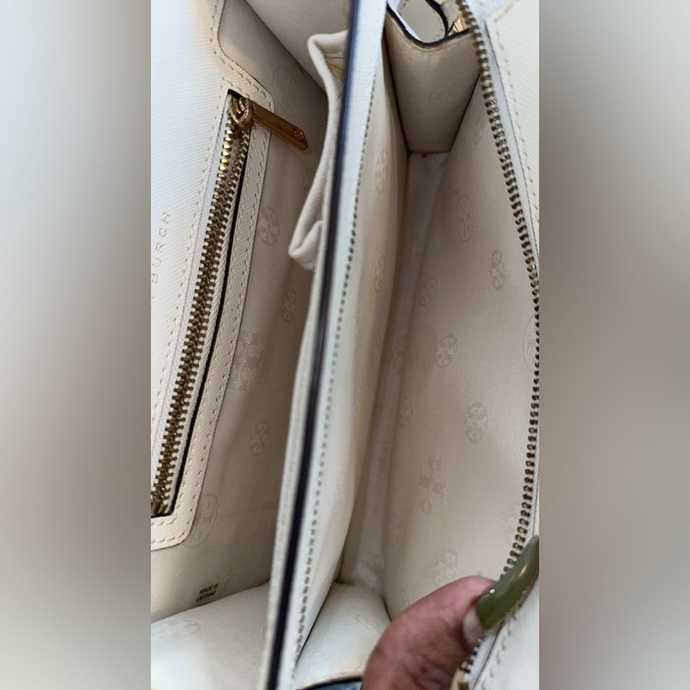Tory Burch Ivory Crossbody Bag - Picture 5 of 10